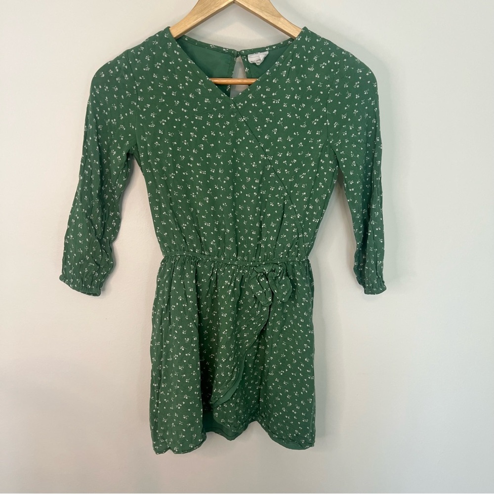 Abercrombie Kids Green Long sleeve‎ Dress with White Floral Pattern